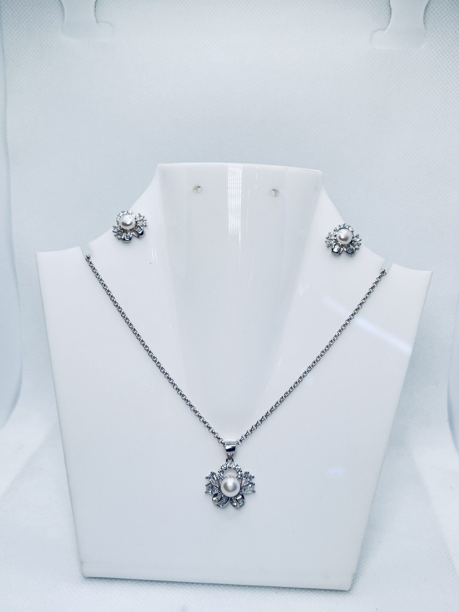 Elegant Blossom Pearl Set 925 Sterling Silver Necklace Earrings - Image 3