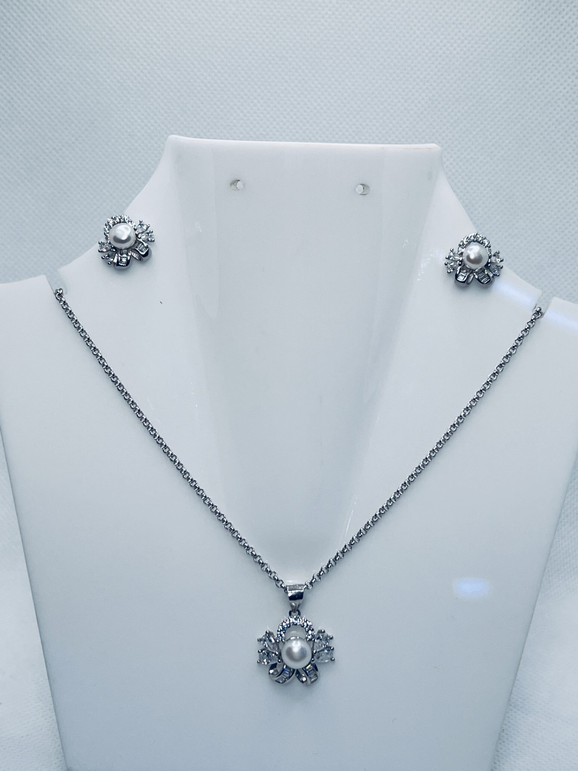 Elegant Blossom Pearl Set 925 Sterling Silver Necklace Earrings
