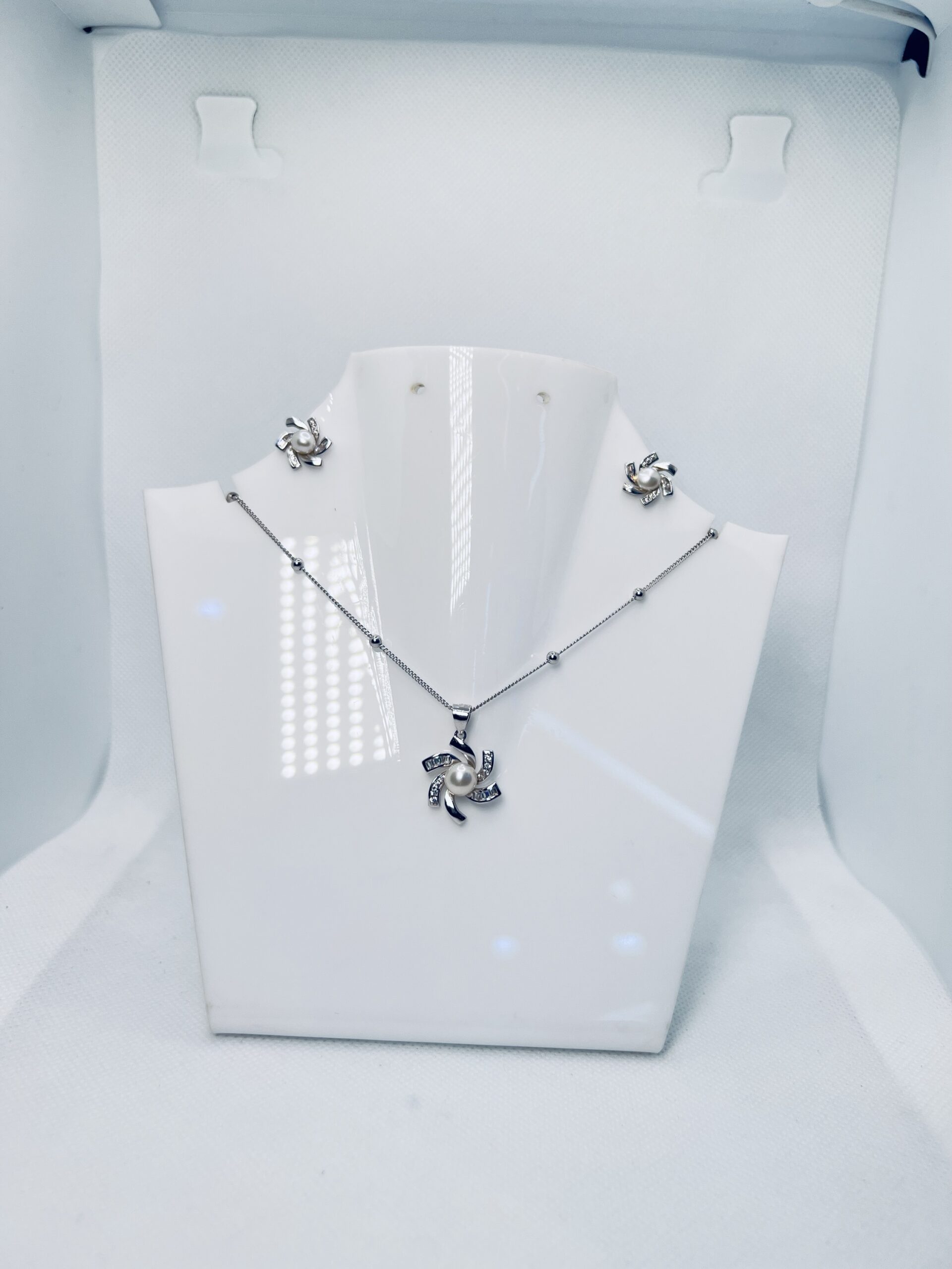 925 Silver Pearl Crystal Pendant Necklace with Matching Earrings - Image 4