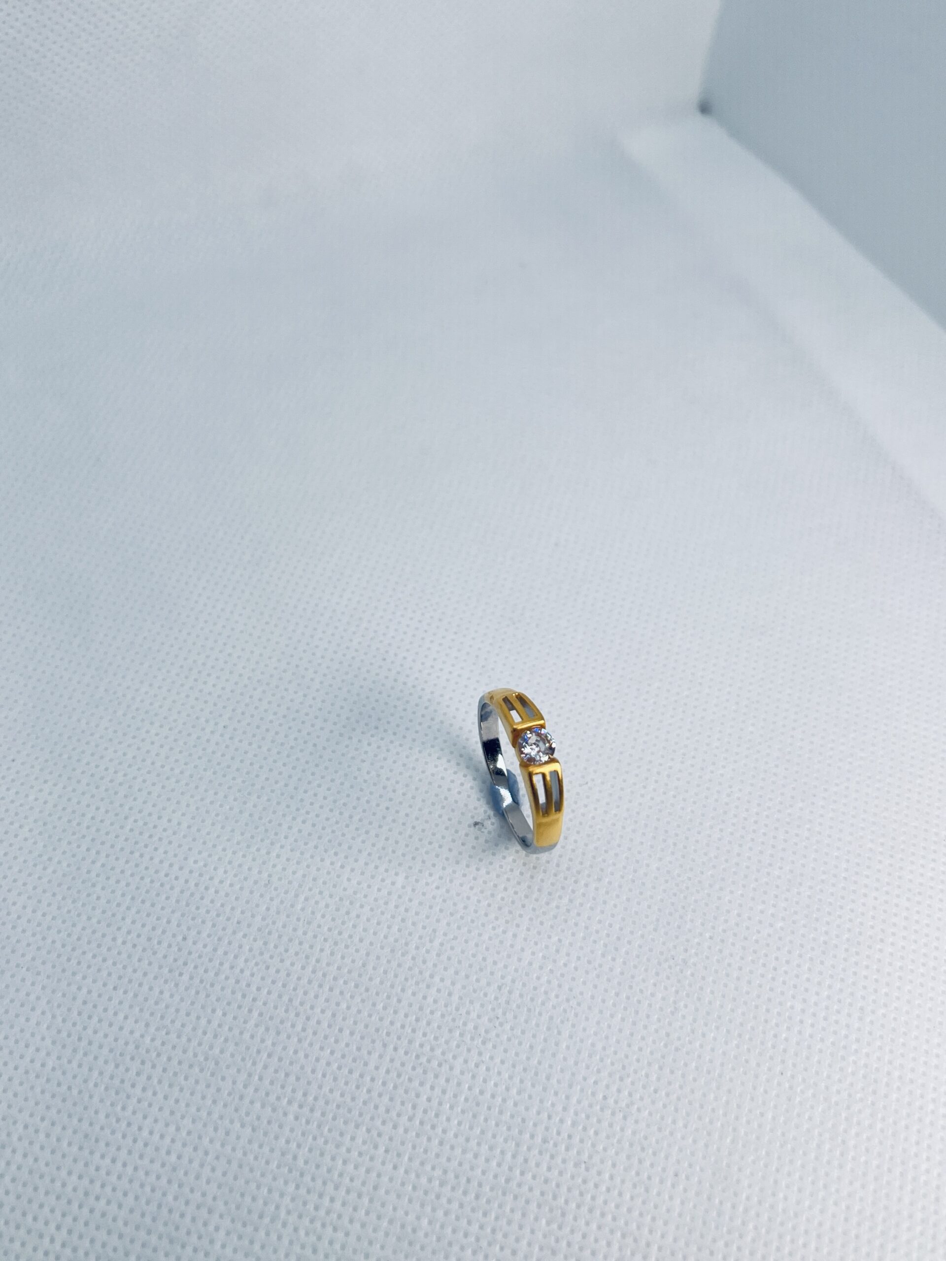 925 Sterling Silver Gold-Polished men Ring with Crystal Center - Image 2