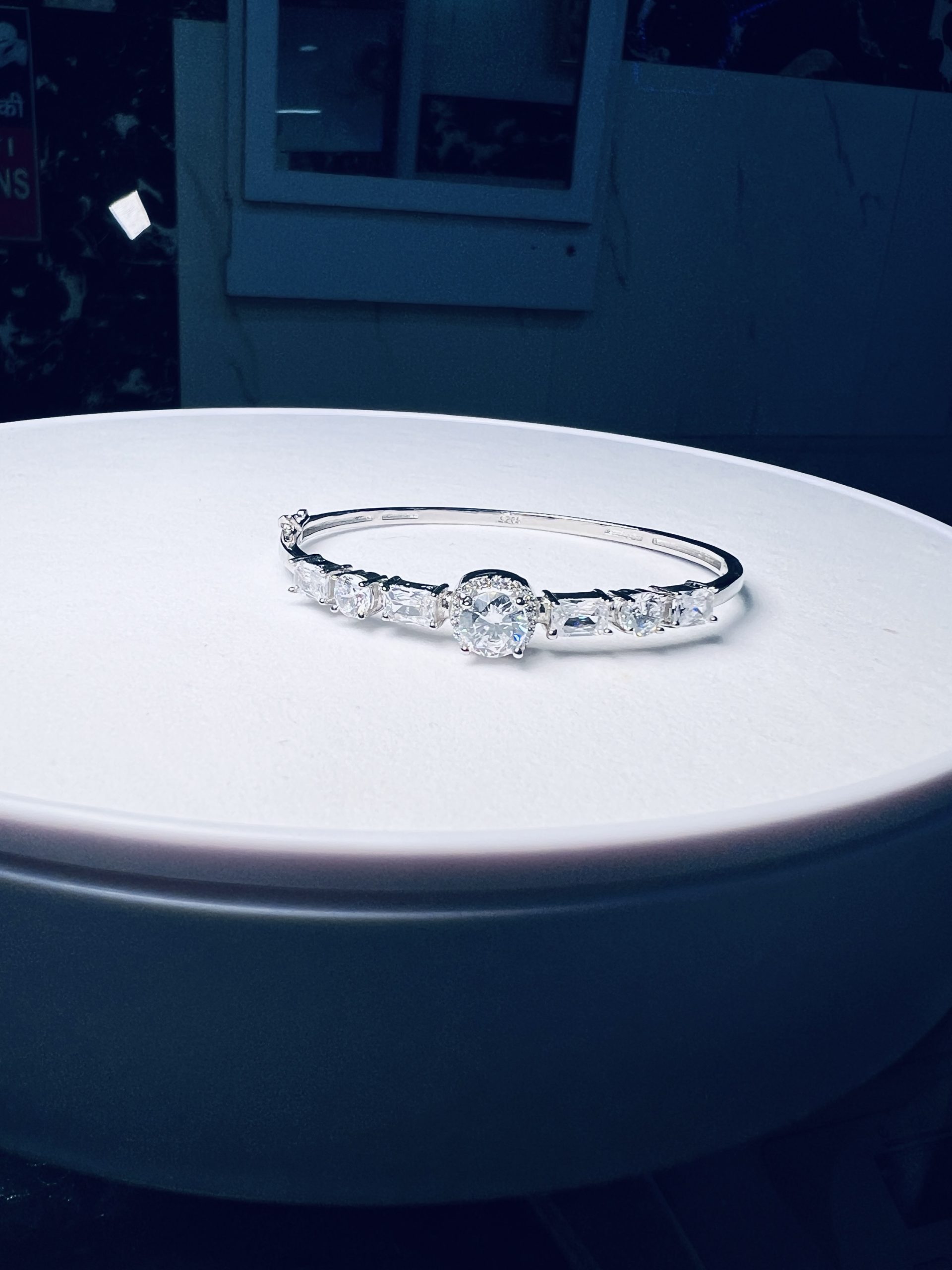 925 Silver Elegant Crystal Stone Bracelet
