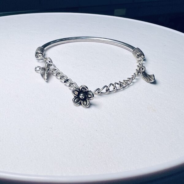 925 Silver Charm Bracelet with Leaf Bell Design
