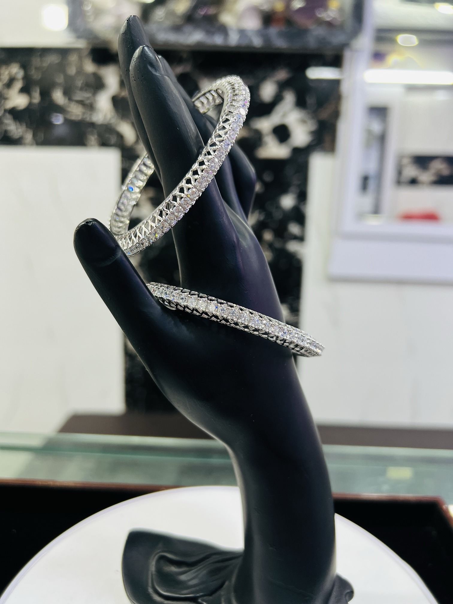 925 Silver Diamond-Cut Bangle – Size 2.6 - Image 7