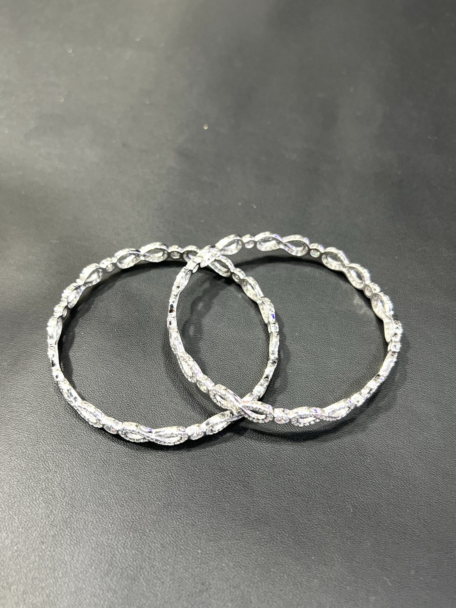 The "Swirling Grace" Sterling Silver Bangles size 2.8 - Image 4