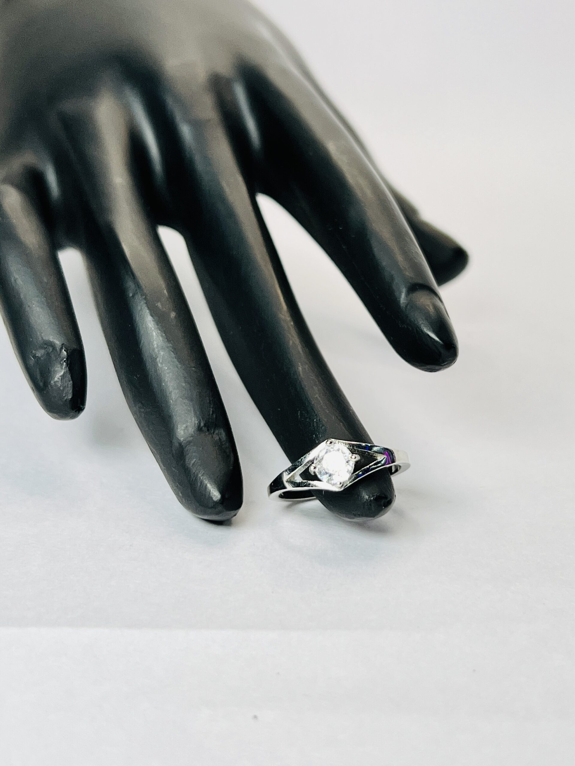Sterling Silver Ring size 6 - Image 3