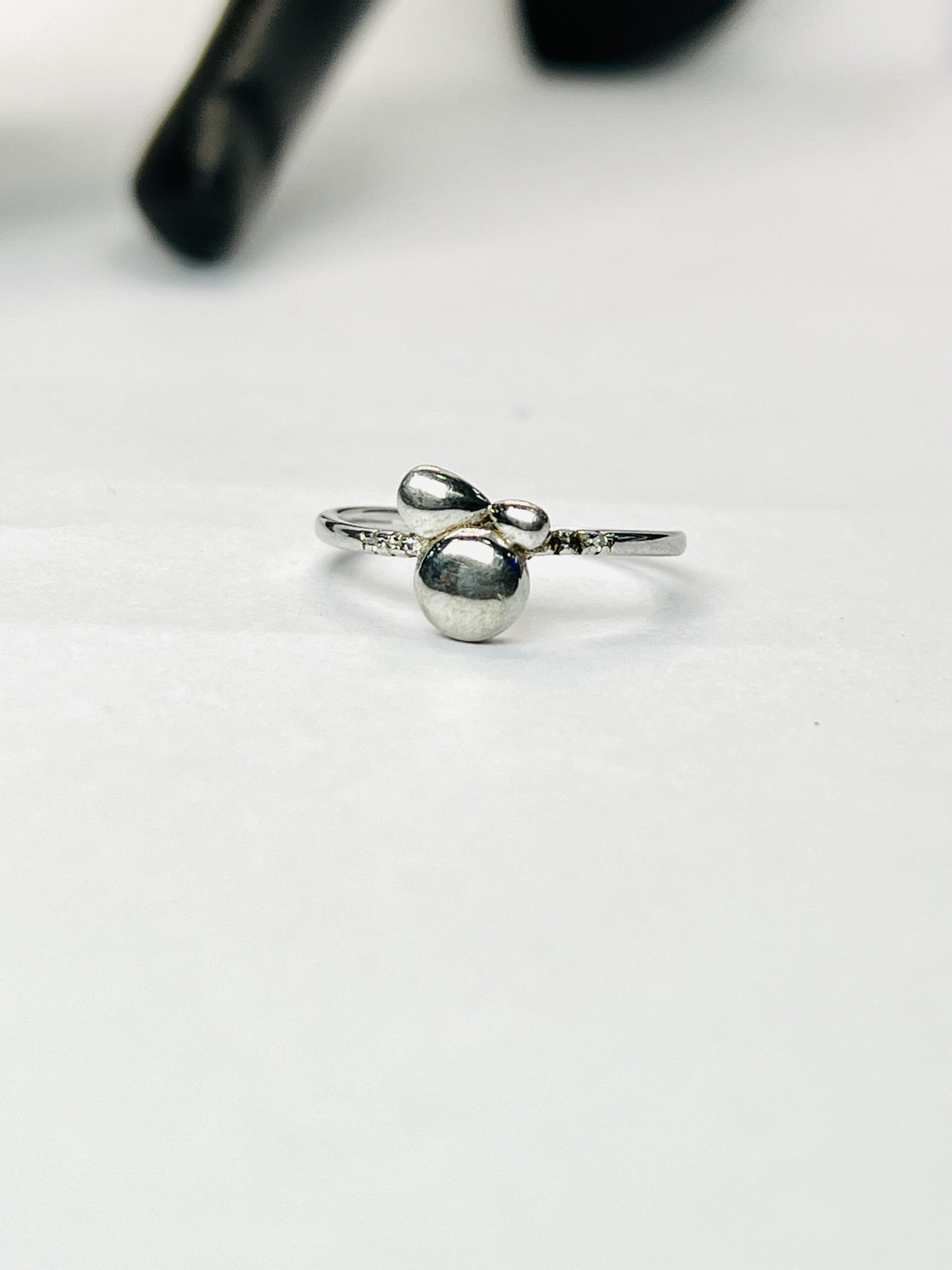 Modern Silver Ring size 7.5 - Image 2