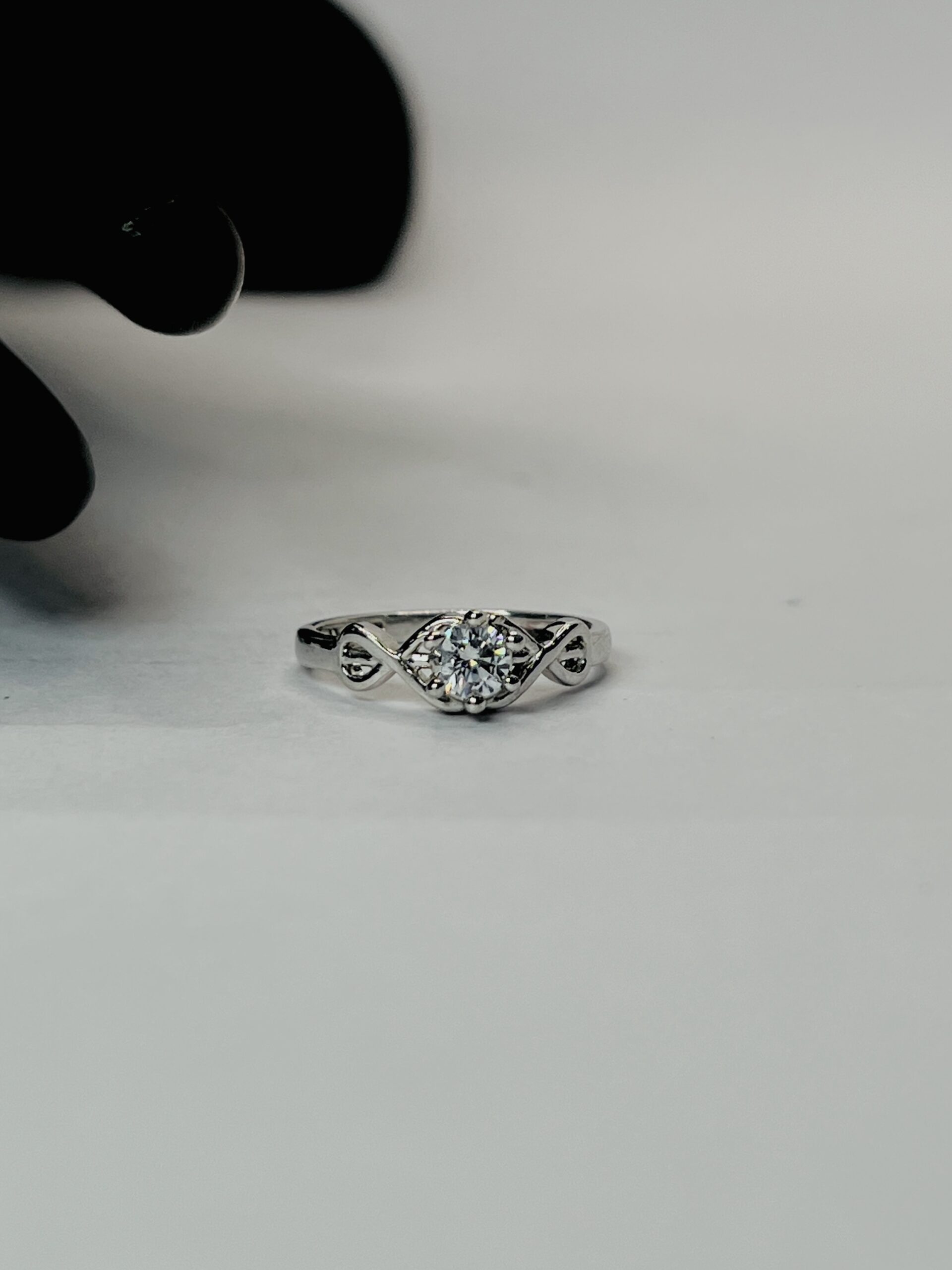 Infinity Knot Sterling Silver Ring size 6.5