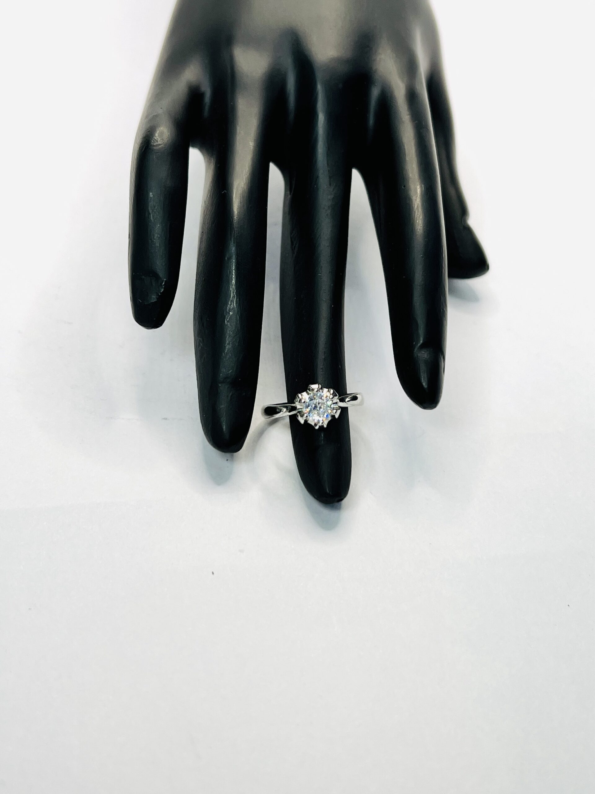 Classic 925 Sterling Silver Solitaire Women’s Ring