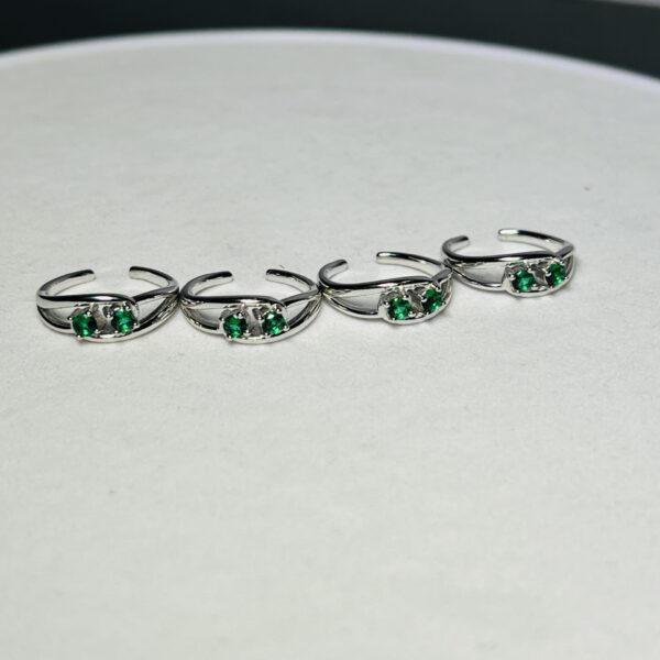 Italian Silver Toe Ring with Two Green Stone 925 – Anti-Tarnish | Elegant Women’s Toe Jewelry