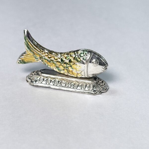 Silver Fish  Showpiece for Home Decoration gold polish  with Stand