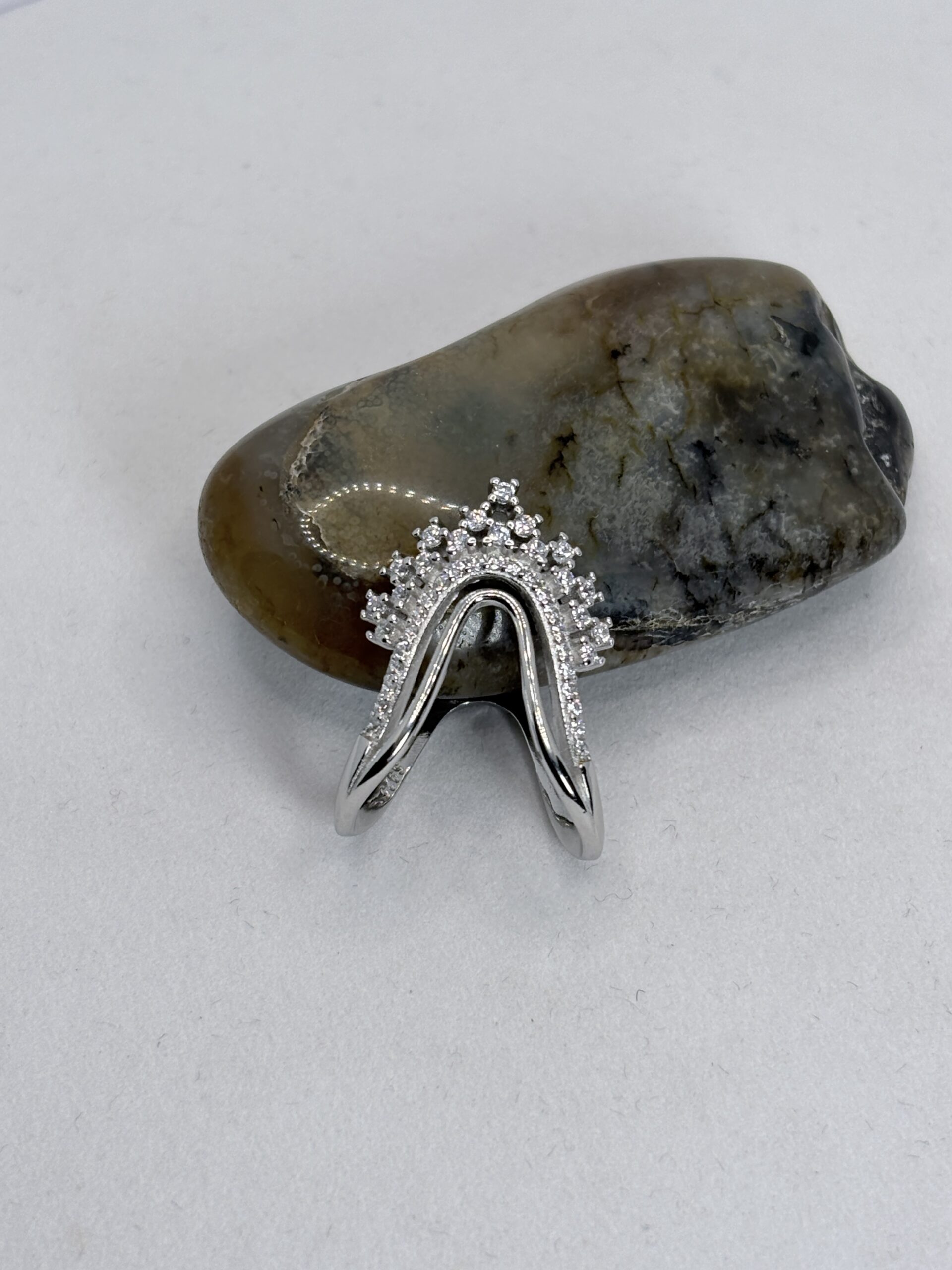 925 Silver V-Shape Vanki Ring with CZ Stones
