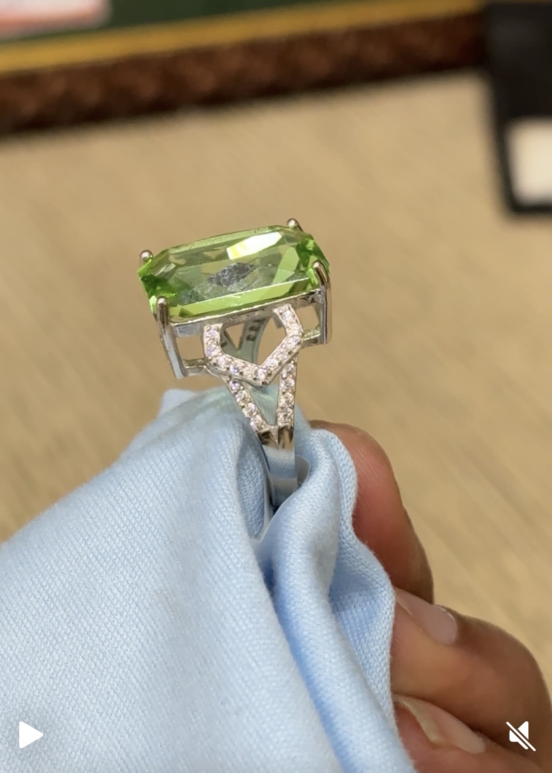 925 Italian Silver Ring Premium Green Emerald-Cut Stone Ring - Image 2