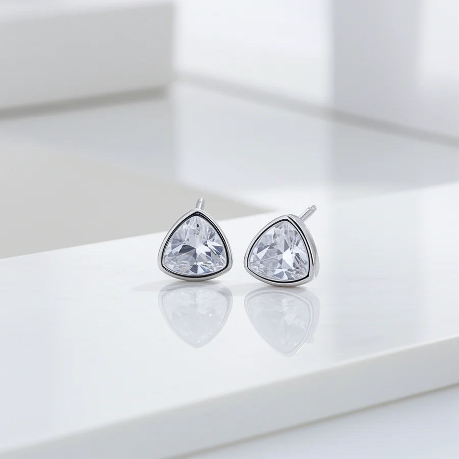 T-Cut 925 Silver Stud Earrings - Image 3