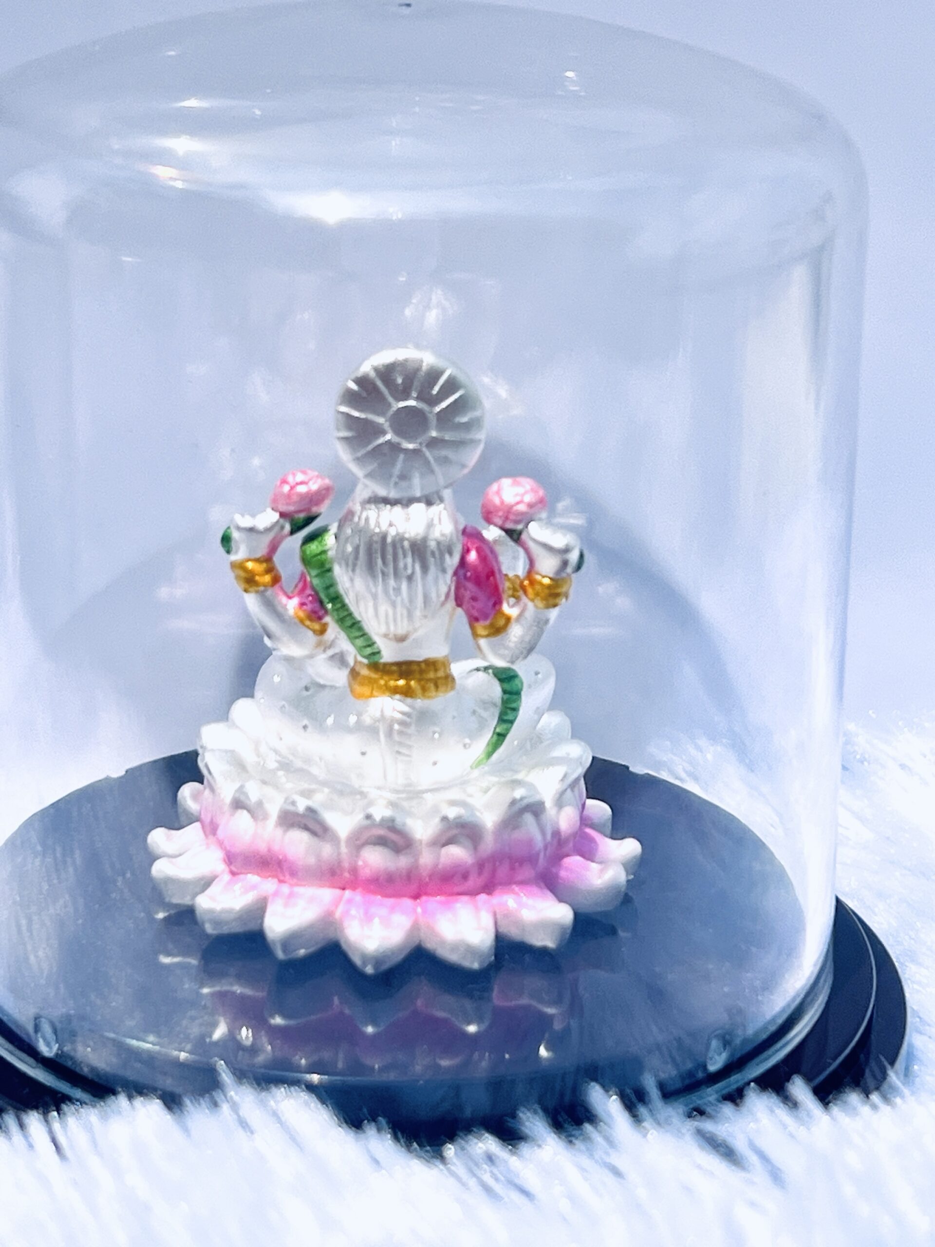 999 Silver Goddess Lakshmi Murti with Emerald & Ruby Accents - Image 4